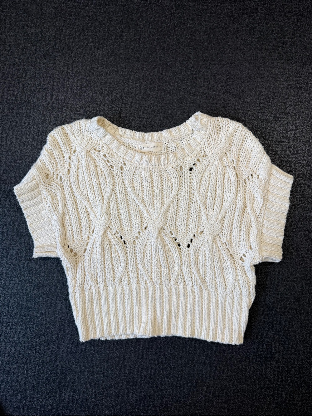 By Together Cream Cable Knit Cropped SS Sweater Small Cottagecore Boho Coastal